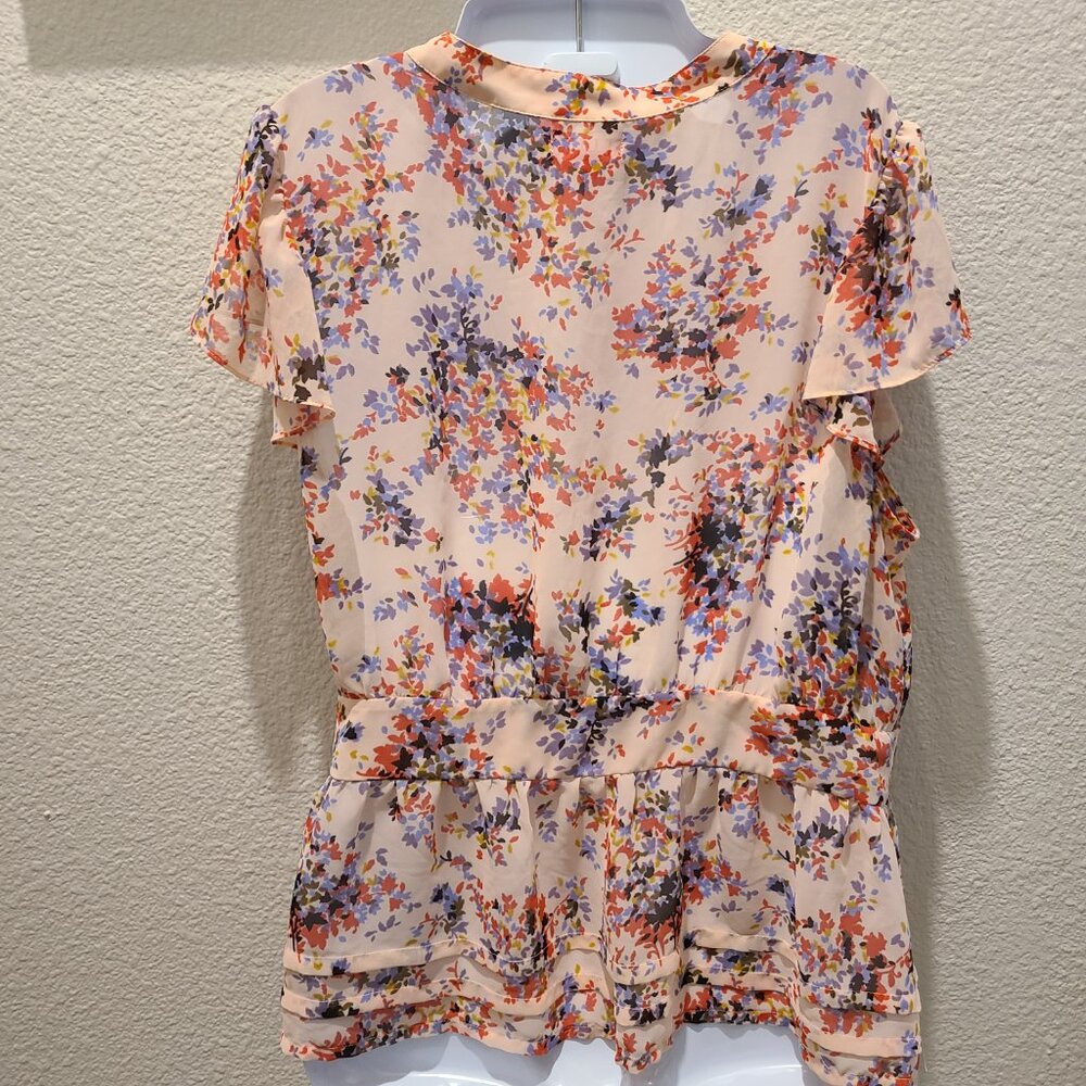 Elle women's pink floral wrap blouse v neck size XL - Picture 4 of 11